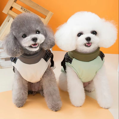 外部散歩用犬用コート 組み込まれてるハーネスと防水素材 小型中型犬